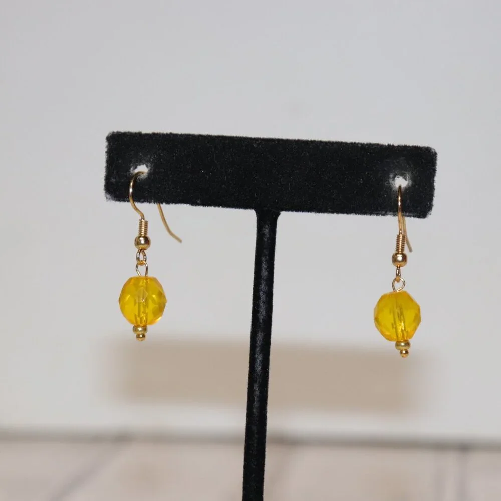Vintagejelyfish 💛 nwot